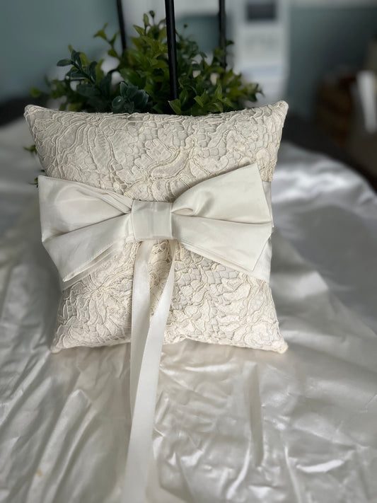 Keepsake Wedding Ring Bearer Pillow
